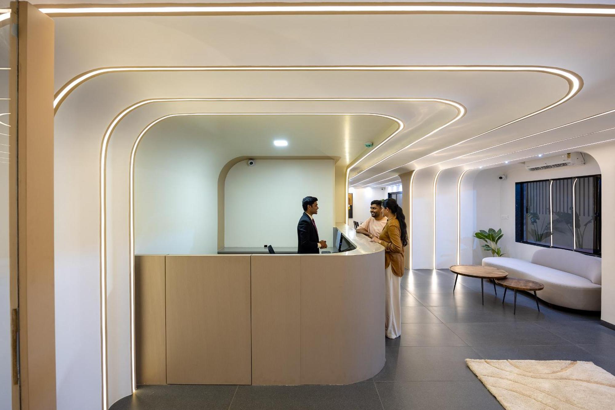 Saavi Suites 다만 외부 사진